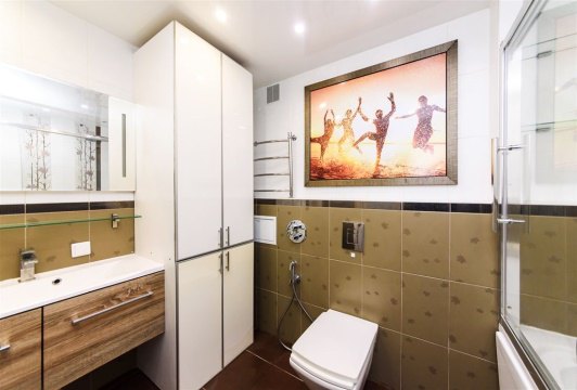 3-к квартира, 3/10 эт., 83м²